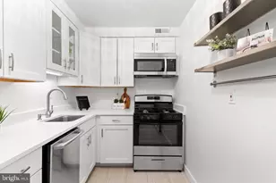 300 M St SW, Washington, DC 20024 - Photo 17