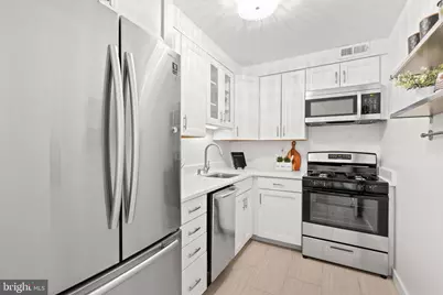 300 M Street SW #N808, Washington, DC 20024 - Photo 15