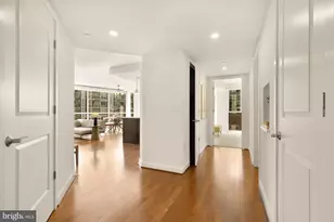 1025 1st St SE, Washington, DC 20003 - Photo 3