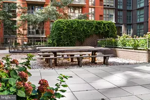 1025 1st St SE, Washington, DC 20003 - Photo 21