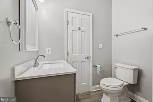 827 4th St NE, Washington, DC 20002 - Photo 19