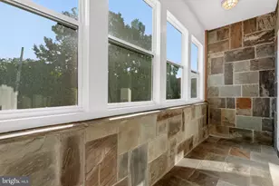 827 4th St NE, Washington, DC 20002 - Photo 15