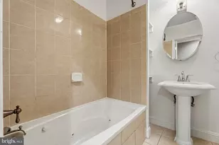 827 4th St NE, Washington, DC 20002 - Photo 33