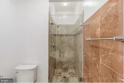 827 4th Street NE, Washington, DC 20002 - Photo 17