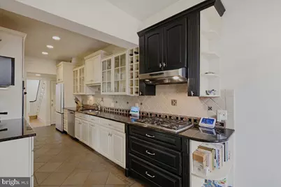 2318 Ashmead Place NW, Washington, DC 20009 - Photo 19