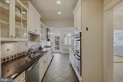 2318 Ashmead Place NW, Washington, DC 20009 - Photo 15