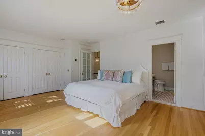 2318 Ashmead Place NW, Washington, DC 20009 - Photo 25