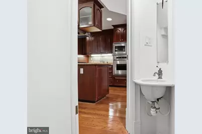 1110 P Street NW #A, Washington, DC 20005 - Photo 11