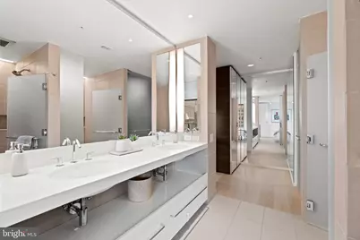 920 I Street NW #1102, Washington, DC 20001 - Photo 27