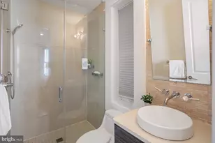 1815 19th St NW, Washington, DC 20009 - Photo 11