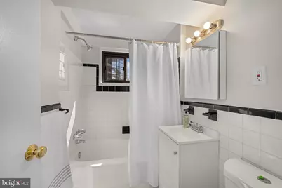 2141 I Street NW #402, Washington, DC 20037 - Photo 15