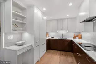 1045 31st St NW, Washington, DC 20007 - Photo 19