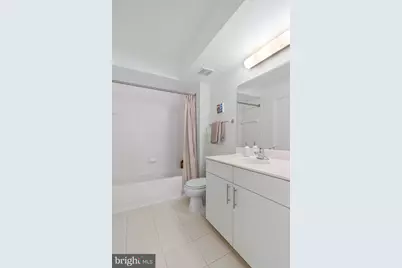 1000 New Jersey Avenue SE #811, Washington, DC 20003 - Photo 27