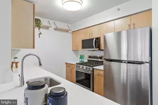 1000 New Jersey Ave SE, Washington, DC 20003 - Photo 9