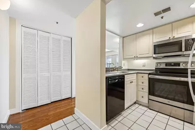 1727 R Street NW #201, Washington, DC 20009 - Photo 3