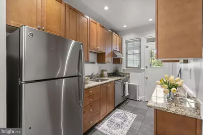2514 41st Street NW #4, Washington, DC 20007 - Photo 13