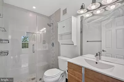 1636 Beekman Place NW #D, Washington, DC 20009 - Photo 7