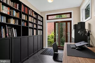 152 13th St SE, Washington, DC 20003 - Photo 39