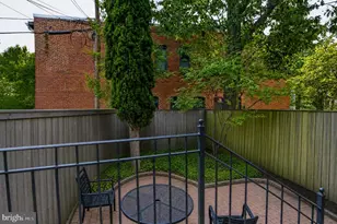 152 13th St SE, Washington, DC 20003 - Photo 57
