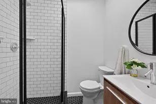 611 18th St NE, Washington, DC 20002 - Photo 27