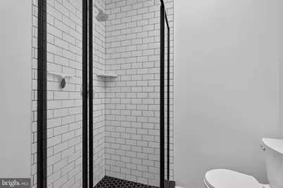611 18th Street NE, Washington, DC 20002 - Photo 29