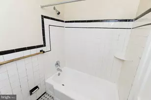 430 Mellon St SE, Washington, DC 20032 - Photo 17