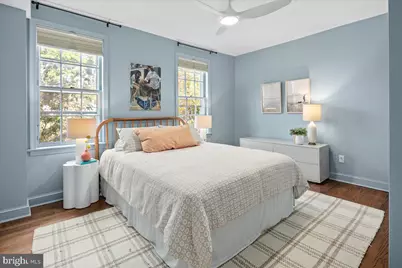 909 G Street SE, Washington, DC 20003 - Photo 27