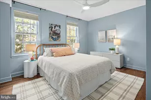 909 G St SE, Washington, DC 20003 - Photo 27