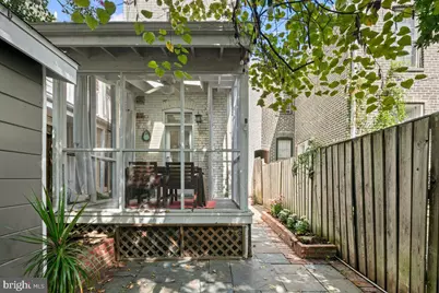 909 G Street SE, Washington, DC 20003 - Photo 41