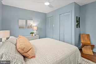 909 G St SE, Washington, DC 20003 - Photo 29
