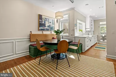 909 G Street SE, Washington, DC 20003 - Photo 9