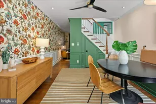 909 G St SE, Washington, DC 20003 - Photo 13