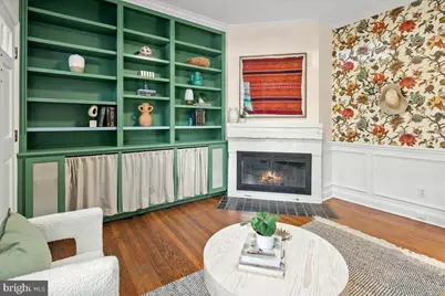 909 G Street SE, Washington, DC 20003 - Photo 5