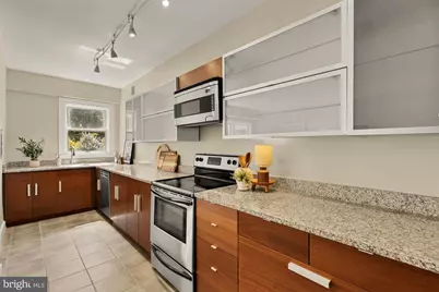 3901 Cathedral Avenue NW #220, Washington, DC 20016 - Photo 5