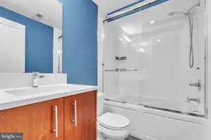 225 R St NW, Washington, DC 20001 - Photo 43