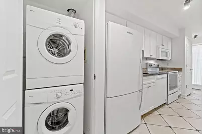 1337 Corcoran Street NW #B, Washington, DC 20009 - Photo 3