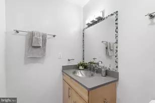 2412 17th St NW, Washington, DC 20009 - Photo 23