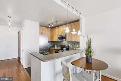 2412 17th Street NW #305, Washington, DC 20009 - Photo 11