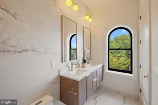 505 Constitution Ave NE, Washington, DC 20002 - Photo 35