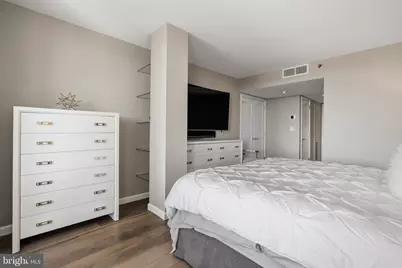 701 Pennsylvania Avenue NW #1217, Washington, DC 20004 - Photo 27