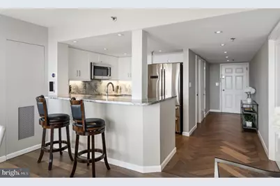 701 Pennsylvania Avenue NW #1217, Washington, DC 20004 - Photo 3