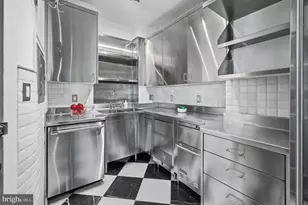 1026 16th St NW, Washington, DC 20036 - Photo 15