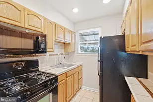 4229 Fort Dupont Terrace SE, Washington, DC 20020 - Photo 5