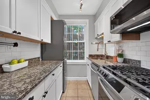 2803 Cortland Pl NW, Washington, DC 20008 - Photo 7
