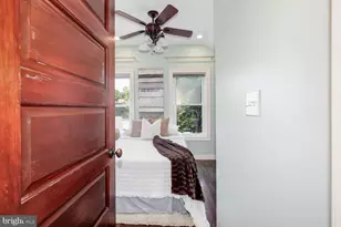 1515 Independence Ave SE, Washington, DC 20003 - Photo 23