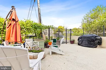 245 15th Street SE #105, Washington, DC 20003 - Photo 15