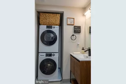 919 12th Street NE #305, Washington, DC 20002 - Photo 7