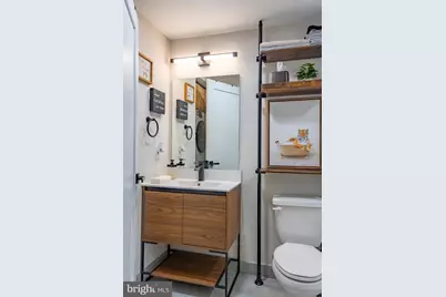 919 12th Street NE #305, Washington, DC 20002 - Photo 5