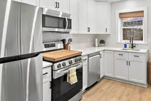 515 9th St SE, Washington, DC 20003 - Photo 9