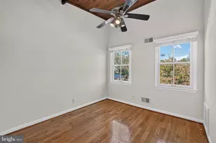 1225 E St SE, Washington, DC 20003 - Photo 11